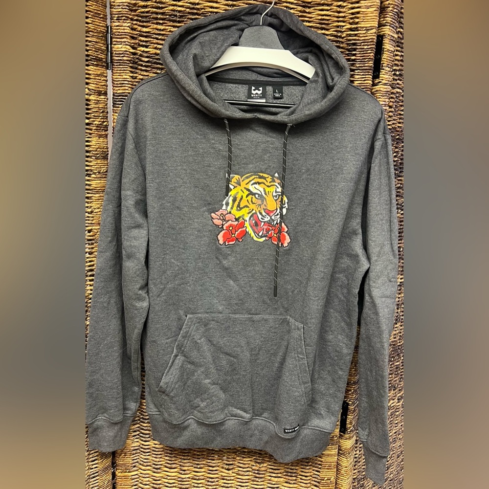 Westy MFG Co- Men’s Size: Large, Tiger mixed‎ decorated front